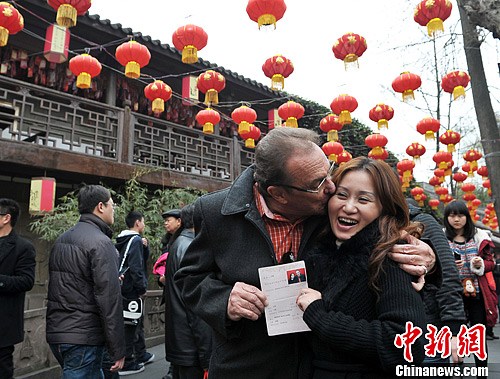 2013全球最潮婚纱 TOP6图片