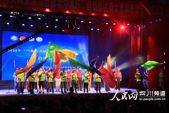 湖北漂流景点警察开枪图片