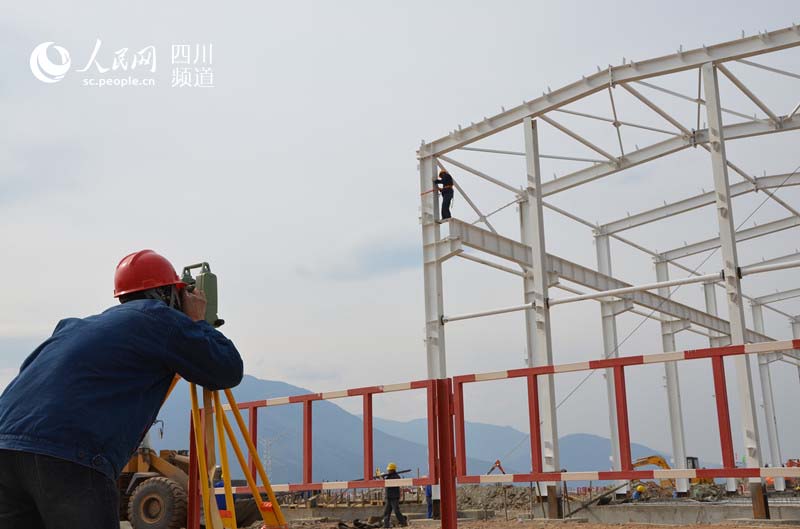 探访川藏联网枢纽:巴塘变电站