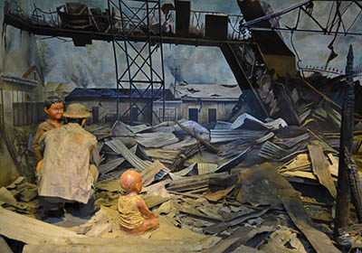 建川博物馆模拟场景：日军轰炸后的中国城市