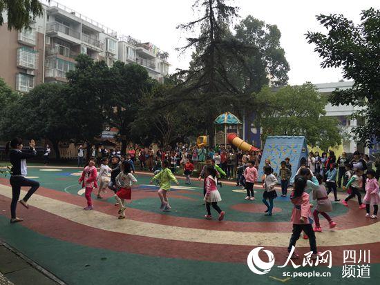 温江一幼儿园在科学游戏中构建特色课程