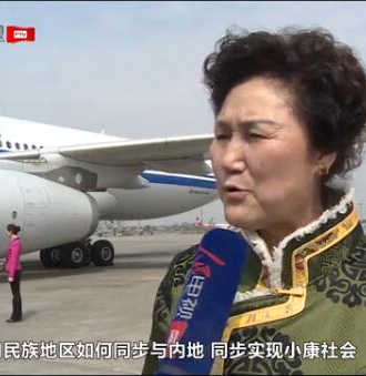 视频回顾：四川代表团抵达北京