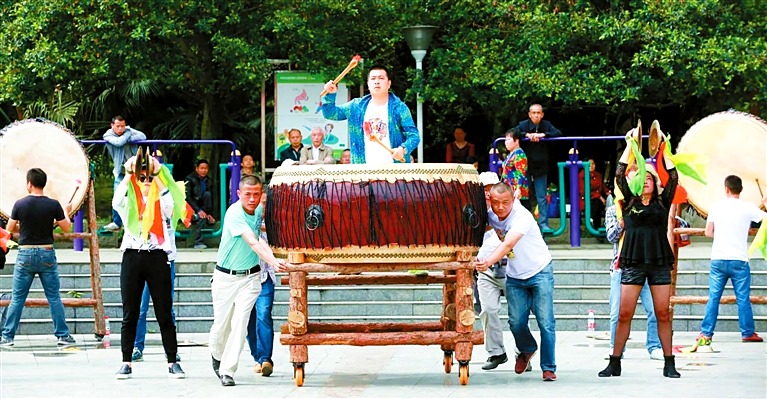 文家“文翁震天鼓”