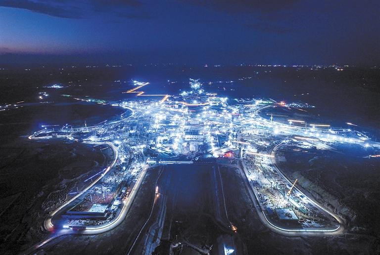 天府国际机场建设的日与夜