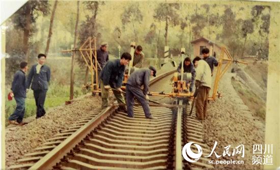 退休工人陳堯：四十年光陰 見証一代鐵路人奮斗的一生