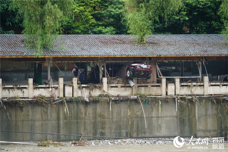 汶川迁移人口_汶川地震