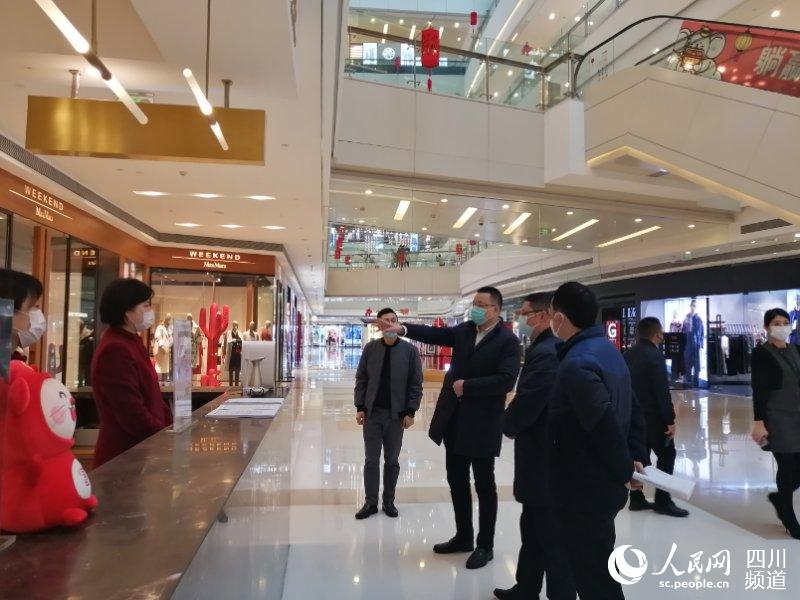 �ɶ��гɻ������곡�ֵ����ŷ��ڸ�����Ա��Ϣ�����ɻ������곡�ֵ���ͼ��
