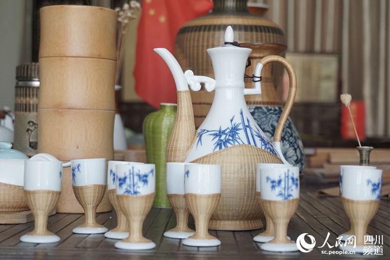 竹工藝品。雅安市委宣傳部供圖