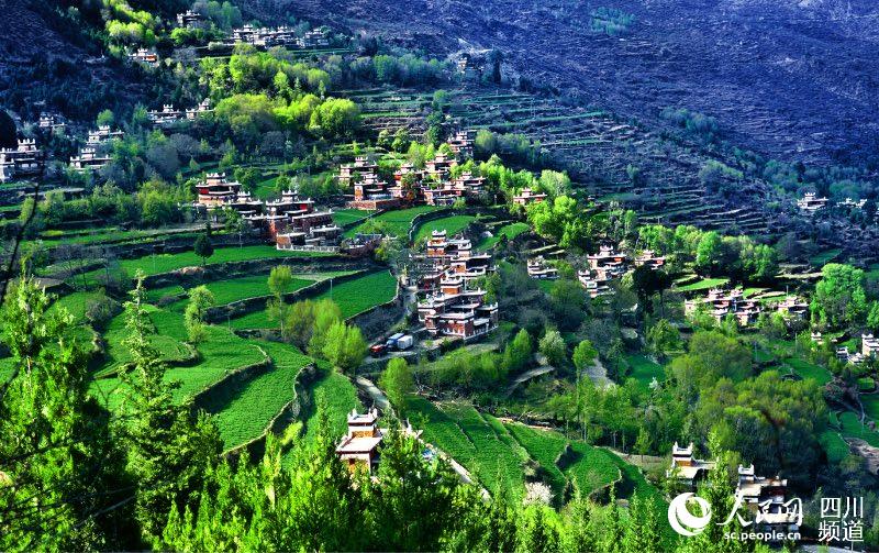 丹巴縣美景。丹巴外宣供圖