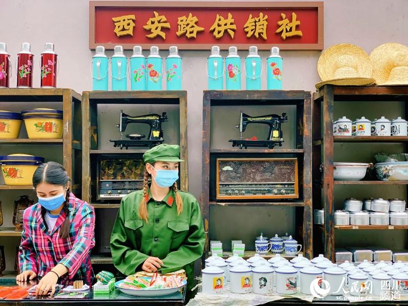 復原60年代西安路供銷社。李佳桓 攝