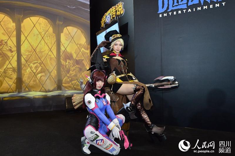 cosplay表演。（元啟 攝）