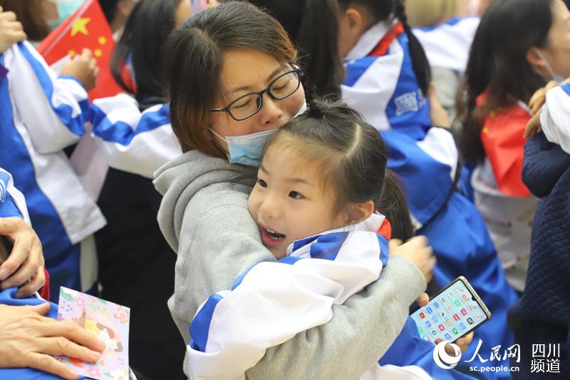 ����Ӷ�Ա�ͼҳ�ӵ�����ɶ���ʯ���츮��ѧ����Сѧ��ͼ