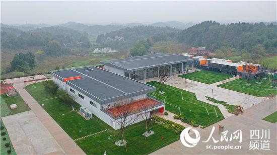 13天建成，裝配率達100%的成都東部新區未來醫學城指揮部。中國五冶集團供圖