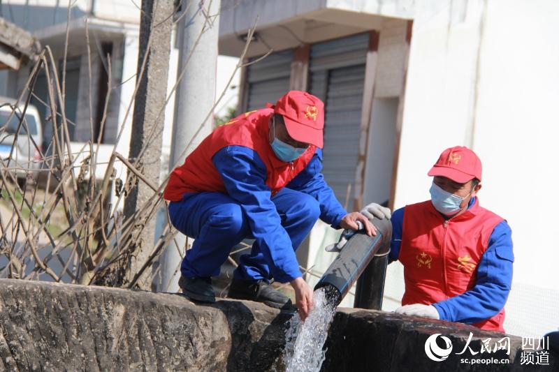 2��19�գ��������й��繫˾�����ǡ�־Ը����Ӷ�Ա���ڼ��̹�վ�豸���������й��繫˾��ͼ