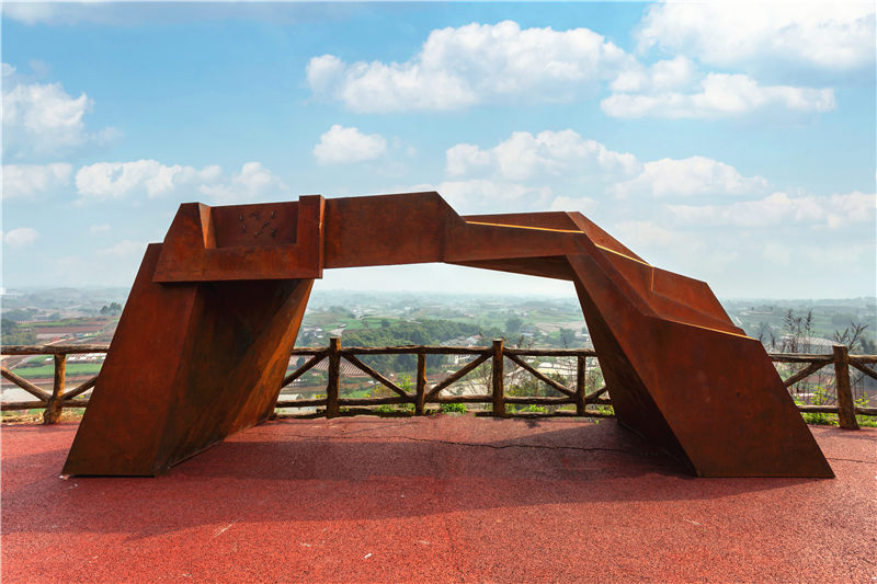 鄧樂作品《一萬年前的紅岩坡》 彭曉華攝