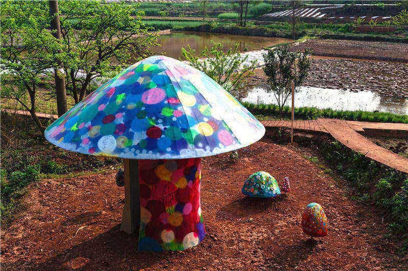 趙煜亞作品《大地的孩子》 彭曉華攝