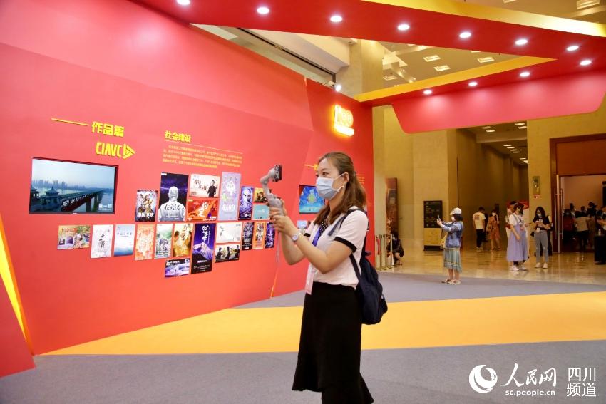 慶祝建黨100周年工作展。人民網 朱虹攝