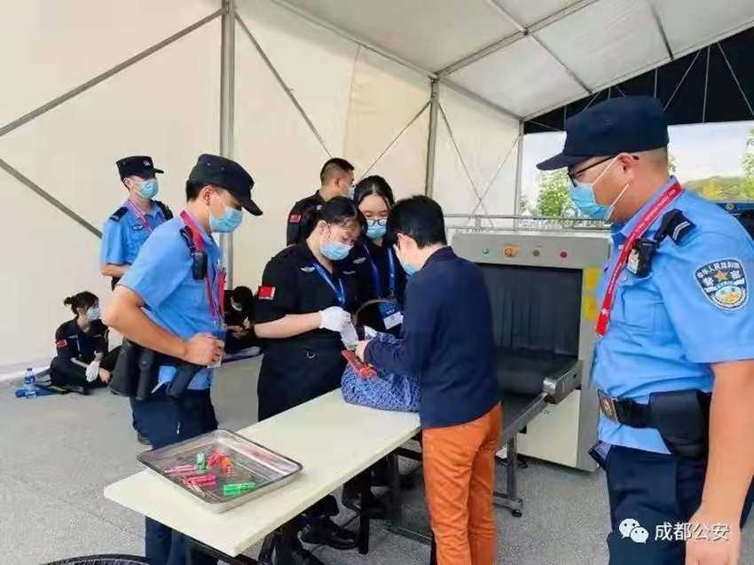 西博會安保人員。成都市公安局供圖