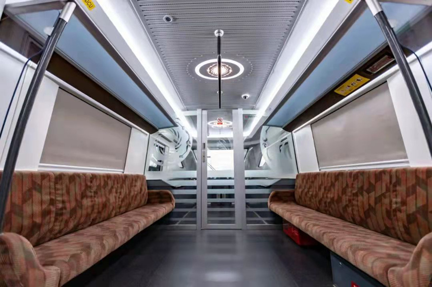 ����A���г��ڲ����¶�����ý�����Ĺ�ͼ