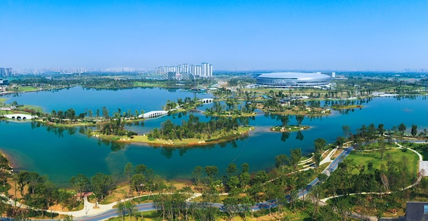中國五冶傾力打造的成都世界大運會主會場東安湖公園項目。中國五冶集團供圖