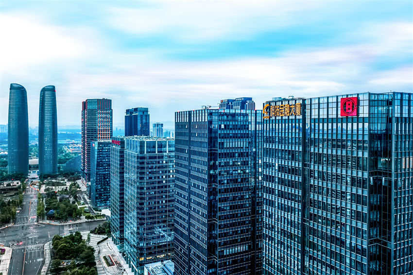 成都高新區科技金融大廈。成都高新區融媒體中心供圖