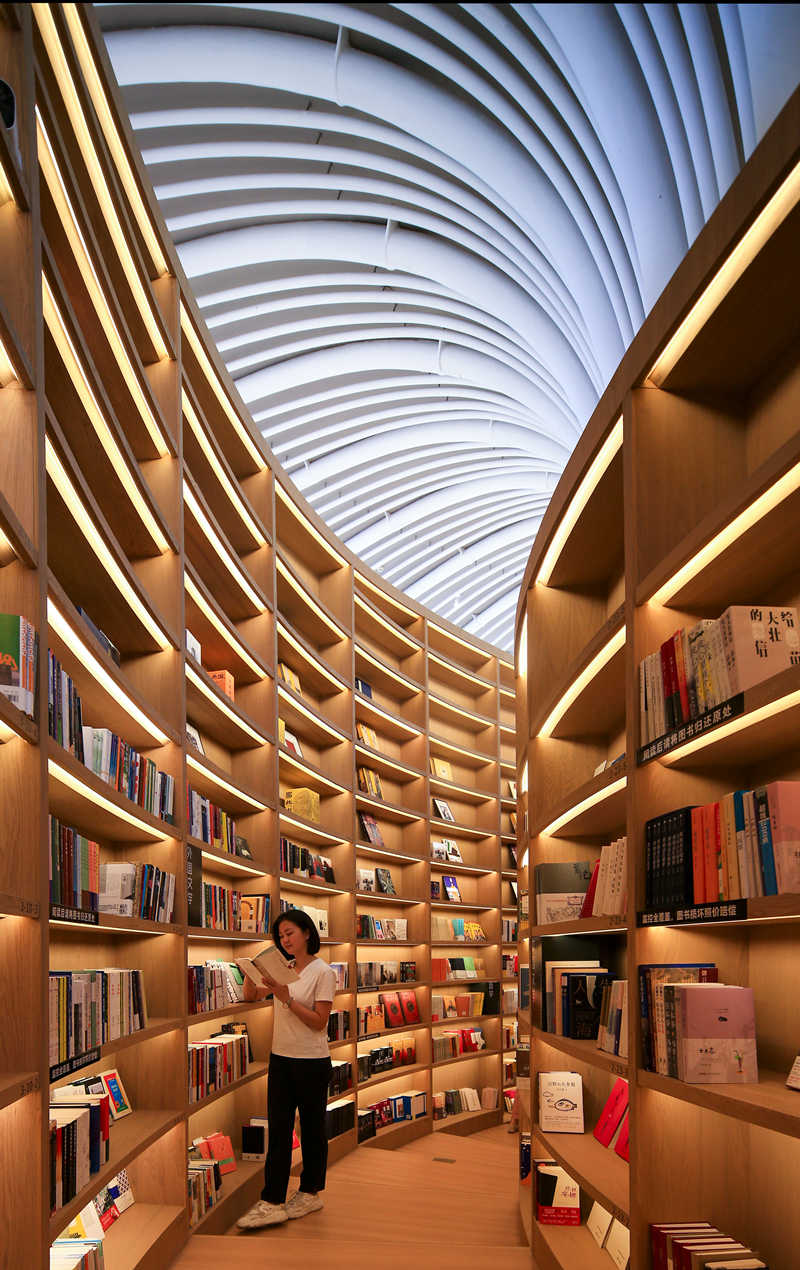 图书馆内景。中国五冶集团供图