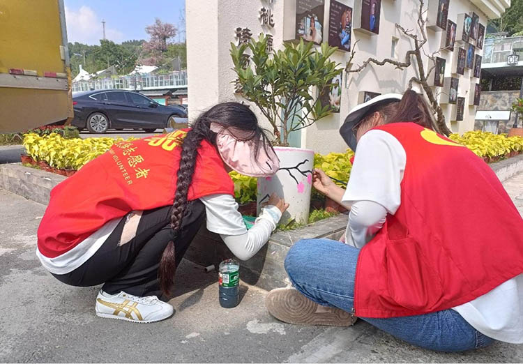 參與花園社區景觀節點打造。山泉鎮黨群辦供圖