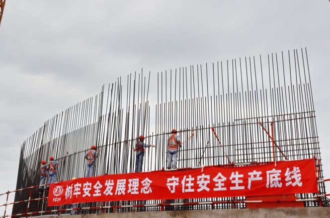 四川能投遂宁储气调峰基地项目建设现场。四川能投供图