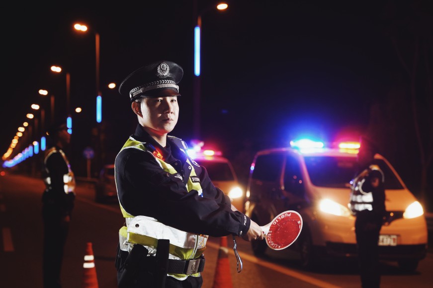 民警执行任务。成都市公安局青白江区分局姚渡派出所供图