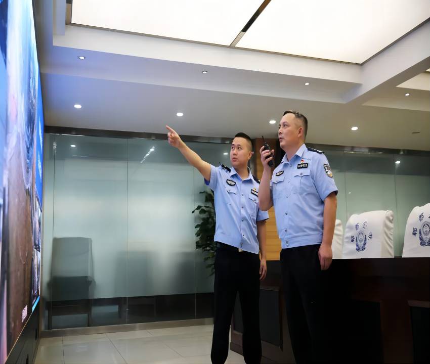 指挥调度。成都市公安局郫都区分局供图