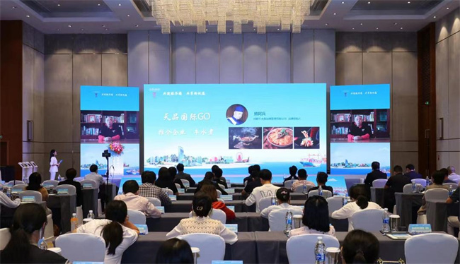 活动现场。华阳街道办事处供图