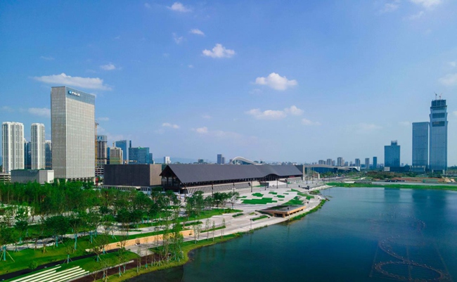 四川天府新区已初步形成以彰显生态价值为核心的公园城市标准示范体系。天府新区融媒体中心供图
