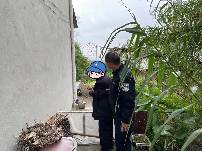 嫌疑人張某指認現場。達州市公安局供圖