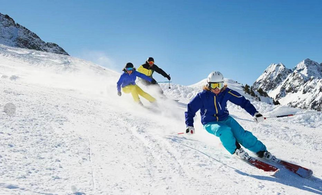 鹧鸪山自然公园滑雪场。 阿坝州文体旅局供图