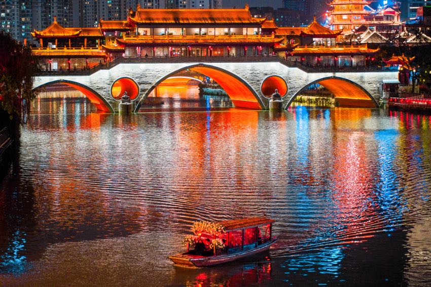 夜游锦江。锦江融媒供图
