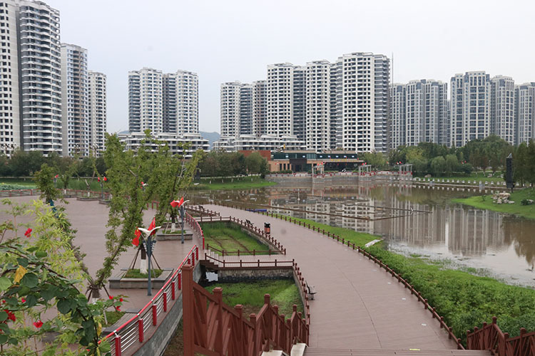 岷江新區中央音樂公園一角。翠屏區融媒體中心供圖