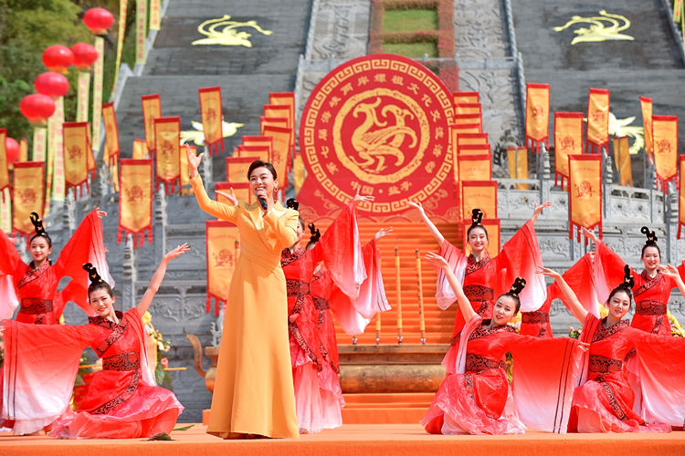 开幕式现场。盐亭县委宣传部供图