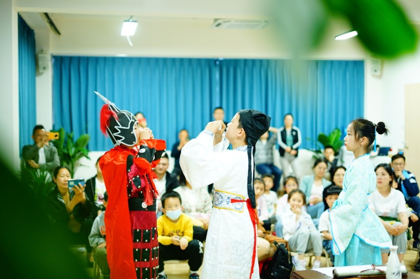 读书活动。天府新区融媒体中心供图