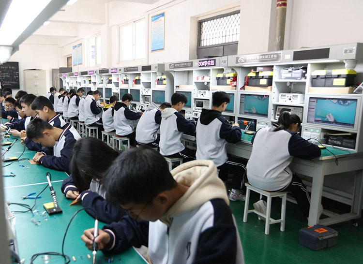 学校硬件配套设施大幅提升。剑阁县委宣传部供图