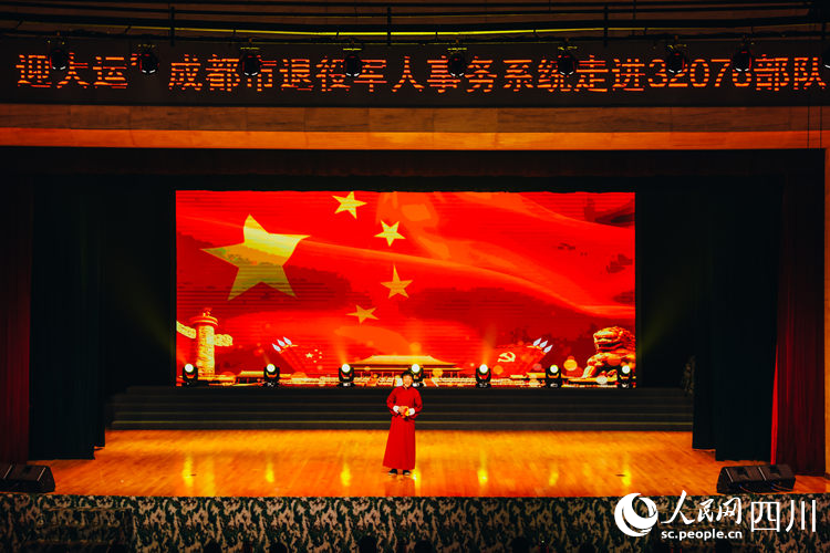 快板《升國旗》。李嘉浩攝