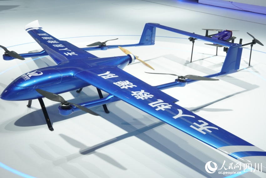 第十九屆中國西部國際博覽會上展出的無人機。實習生 羅怡滋攝