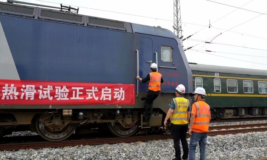 热滑试验启动，为后续联调联试做准备。成兰公司供图