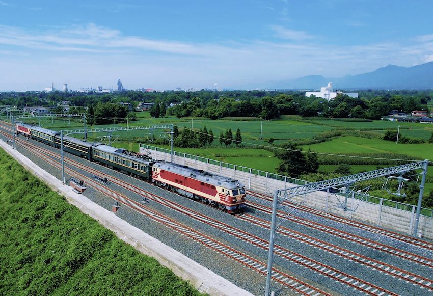 川青铁路青白江到镇江关段启动联调联试。成兰公司供图