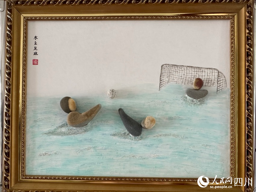 涪江奇石贴画系列作品。陈伟摄