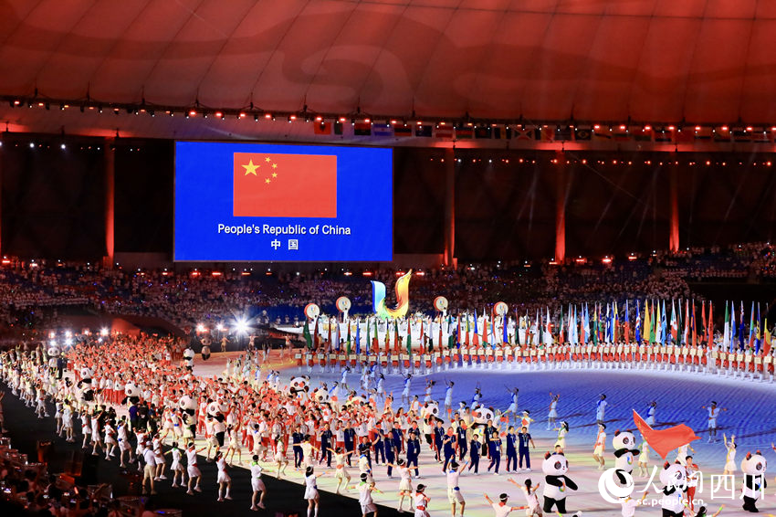 成都第31屆世界大學生夏季運動會開幕式現場。人民網記者 朱虹攝