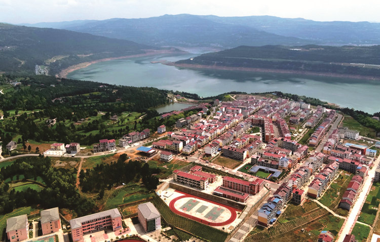 移民村。黃維勝攝