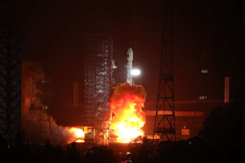 卫星发射现场。西昌卫星发射中心供图