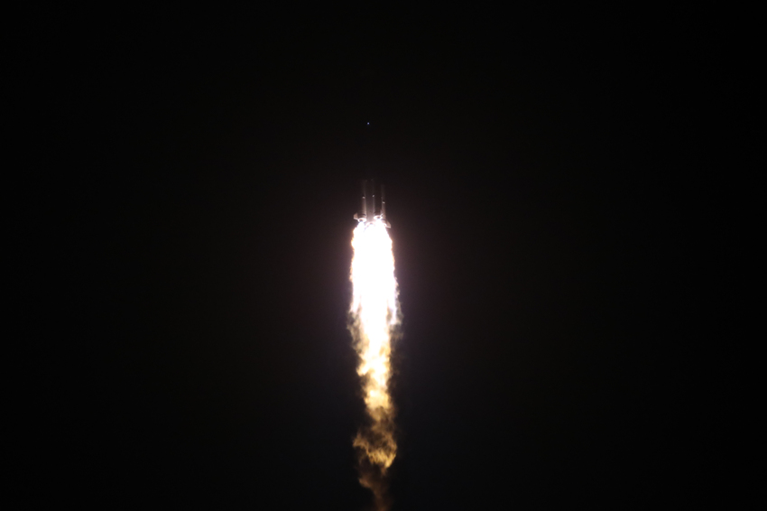 卫星发射升空。西昌卫星发射中心供图