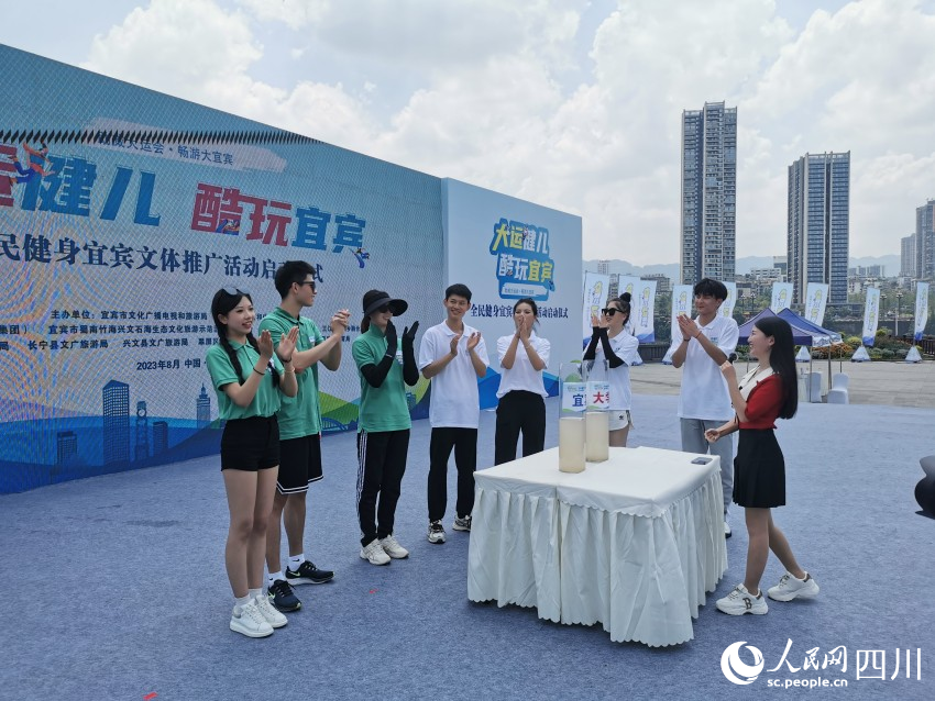 活动现场。陈建华摄