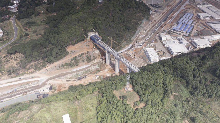 大岩渡槽澆筑最后一跨。四川省水利廳供圖